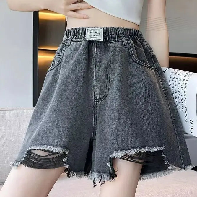 Plus-Size Frayed-Edge Denim Shorts for Women Lightweight Breathable, Summer Style, A-Line, Wide-Leg, Loose Fit, High-Waisted Sim